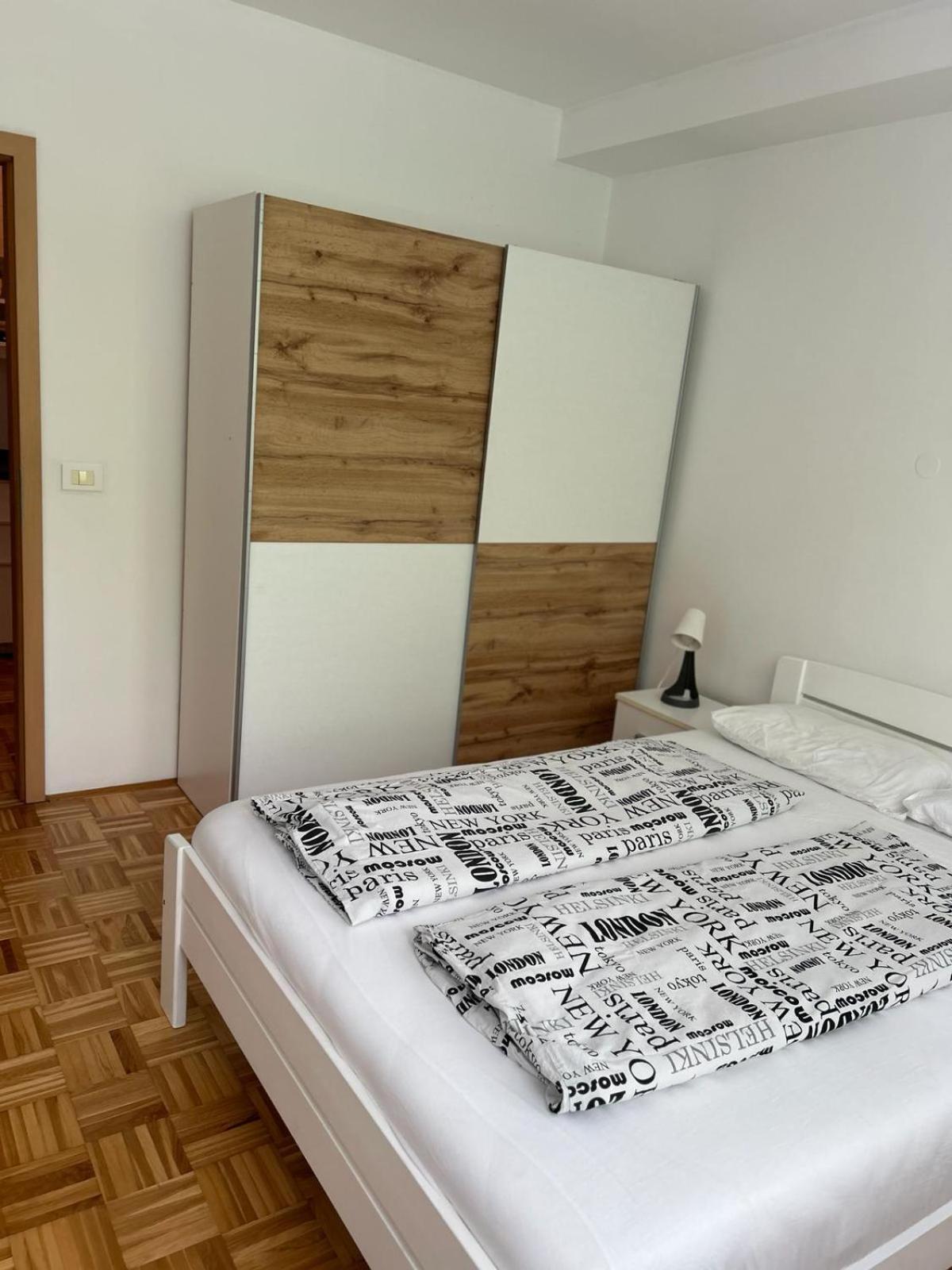 Hotel Industrial Zone Lublana Zewnętrze zdjęcie