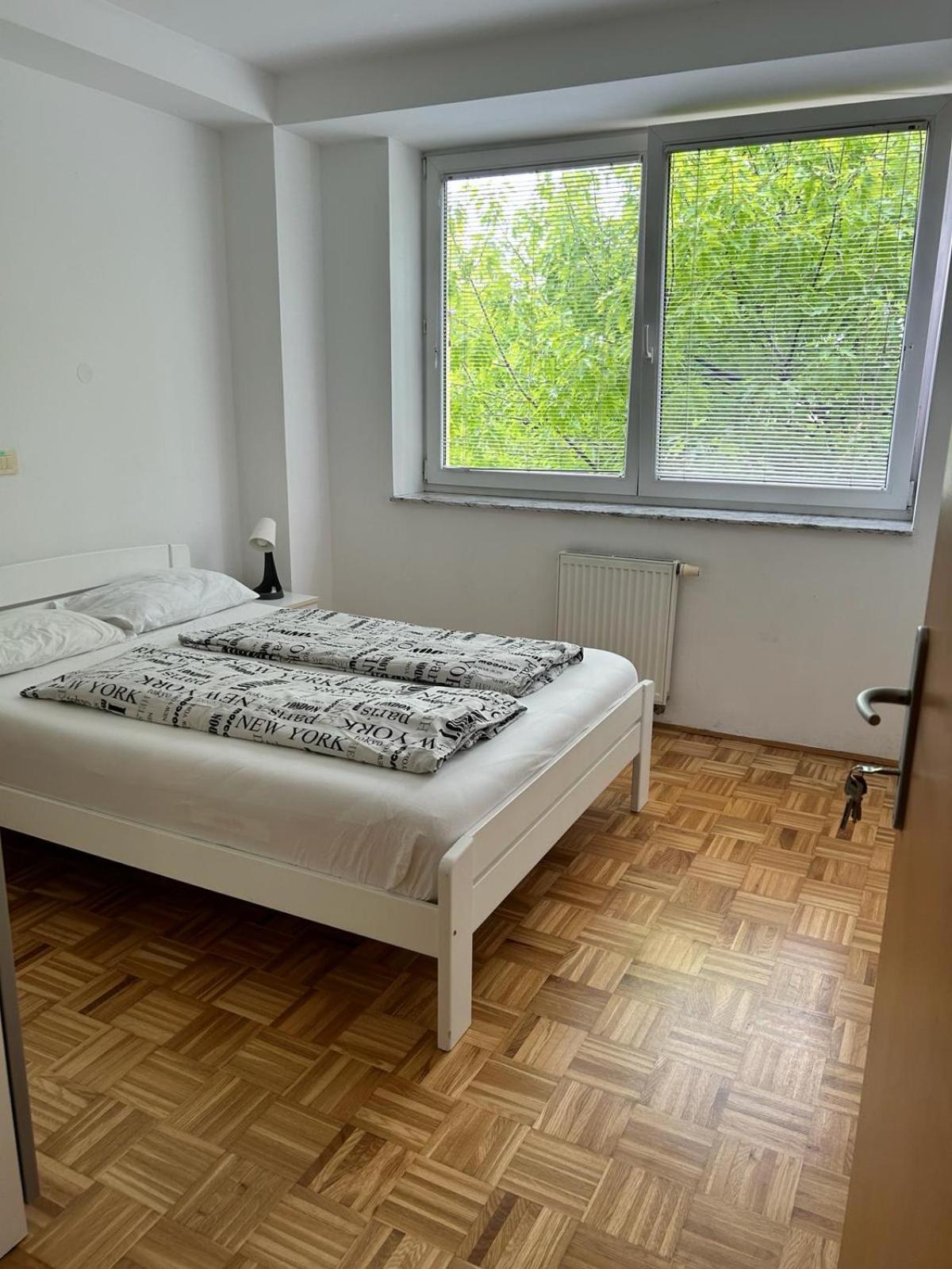 Hotel Industrial Zone Lublana Zewnętrze zdjęcie