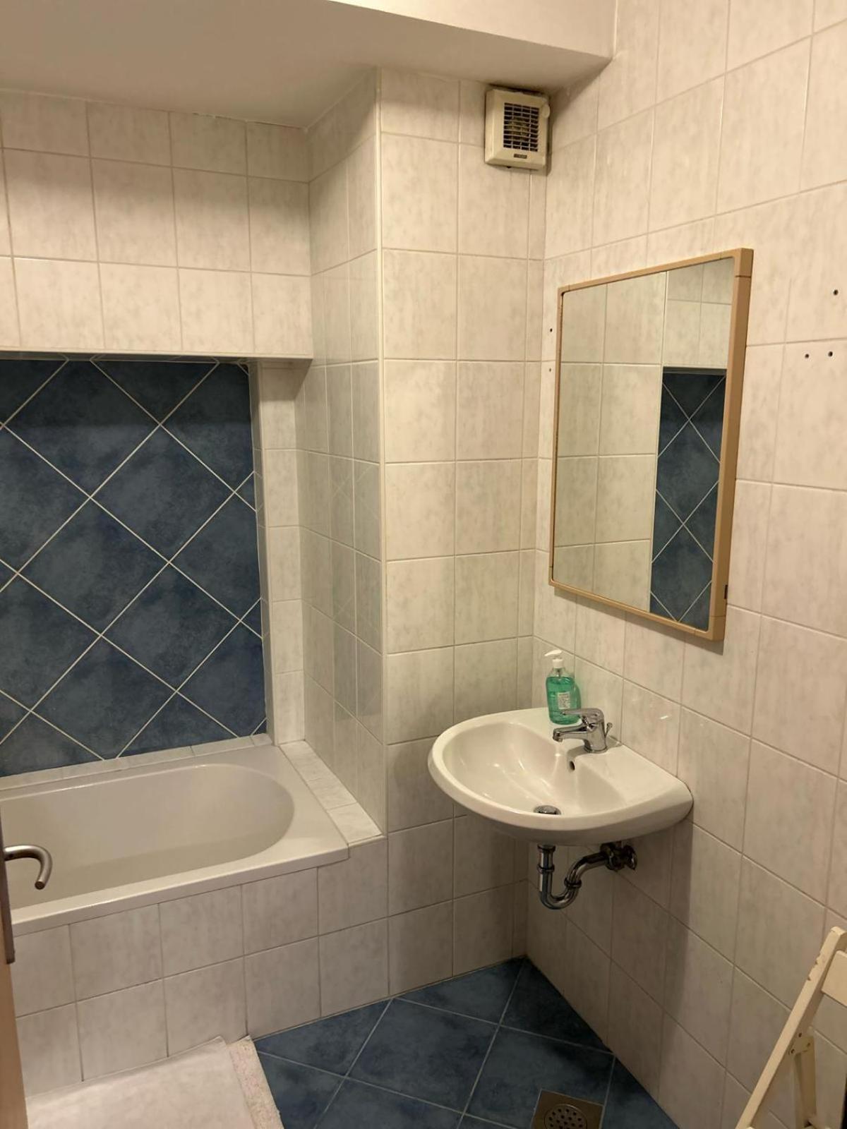 Hotel Industrial Zone Lublana Zewnętrze zdjęcie