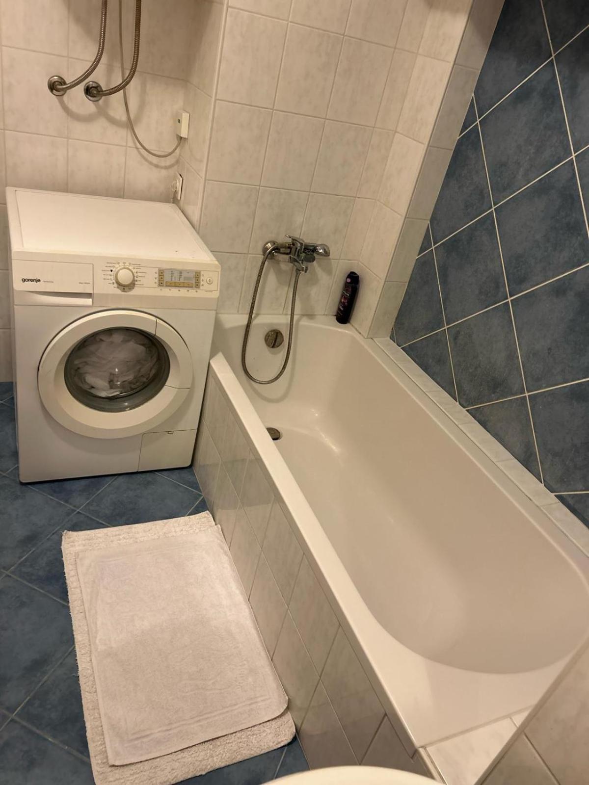 Hotel Industrial Zone Lublana Zewnętrze zdjęcie